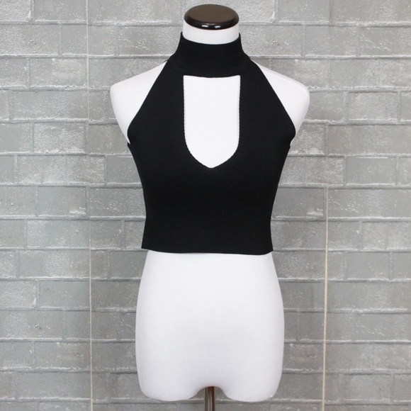 Oliveacous Choker Cutout Black Crop Top - Picture 3 of 8